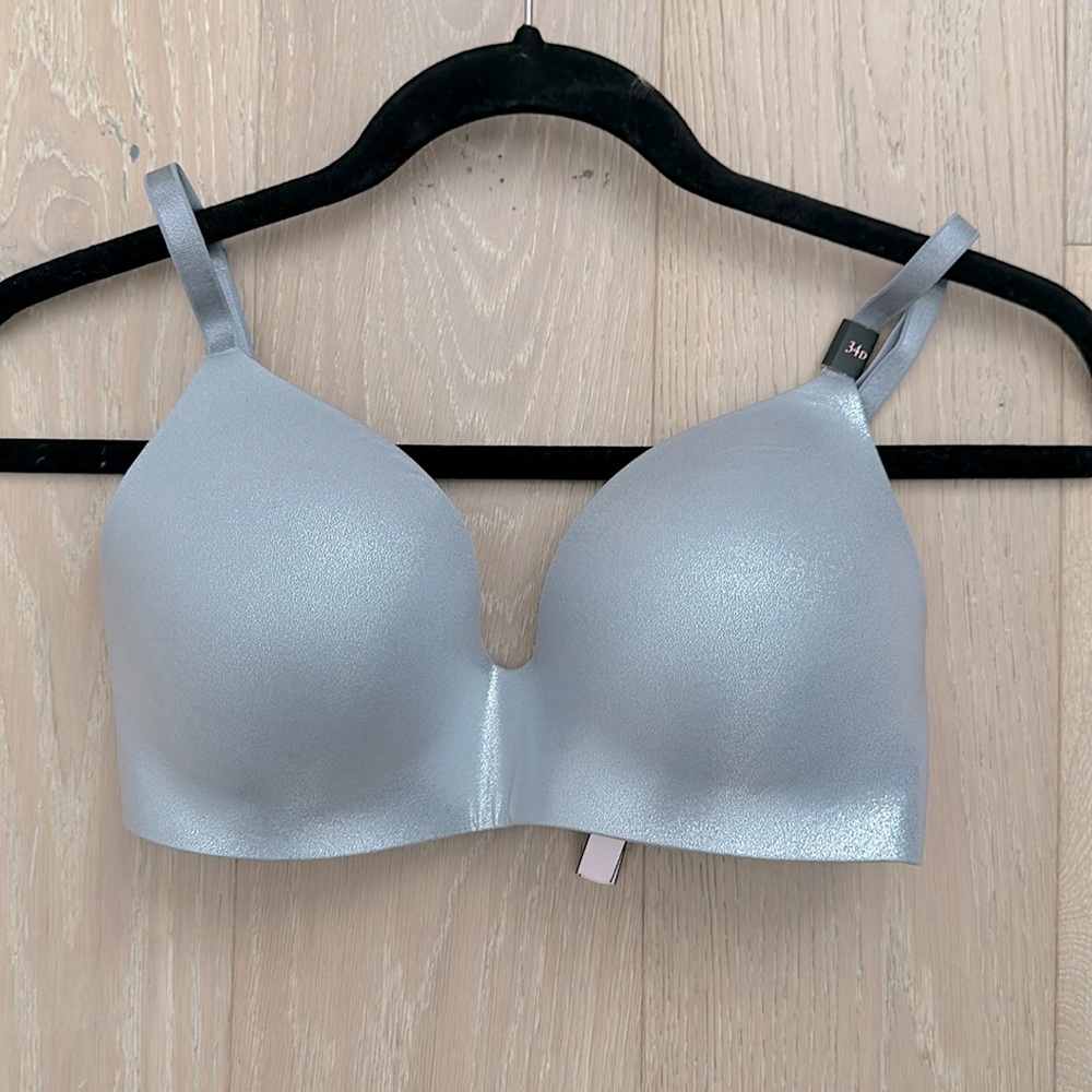 Victoria's Secret Light Silver Shimmer T-Shirt Bra
